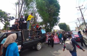 Tuntut Soal Tanah Objek Land Reform Seluas 1500 Hektar, Ratusan Warga Sungai Bungur Gelar Aksi Unjuk Rasa