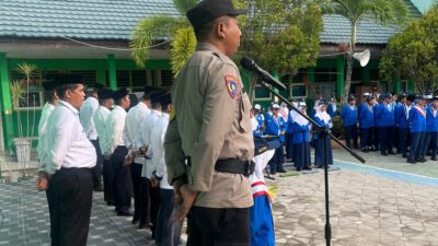 Antisipasi Kenakalan Remaja, MTsN 3 Kota Jambi Hadirkan Polsek Jambi Selatan